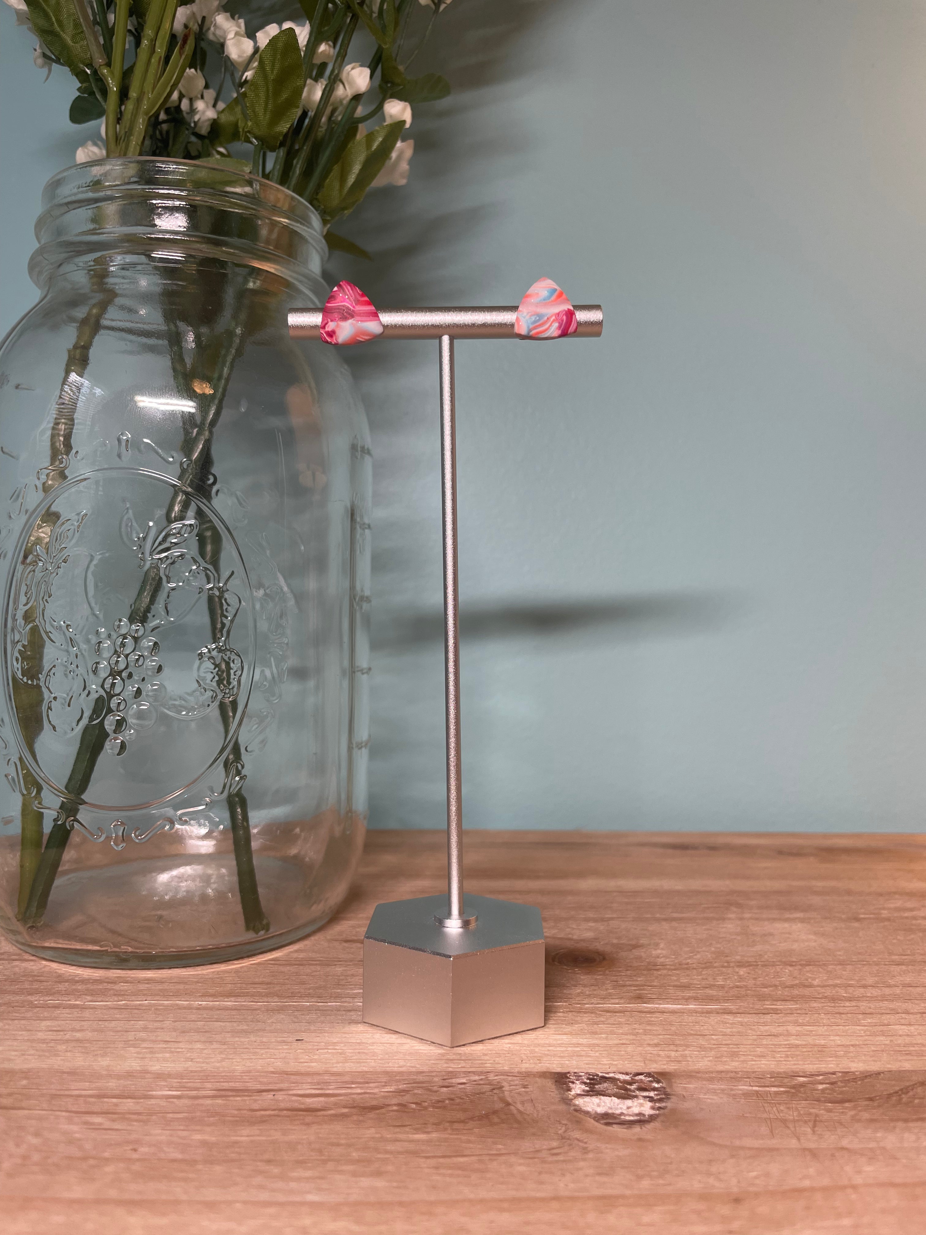 Color Mix Triangle Studs